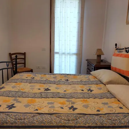Casa Singola Ampio Giardino 펜션 빌라시미우스