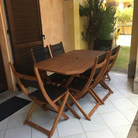 Casa Singola Ampio Giardino 度假居 *