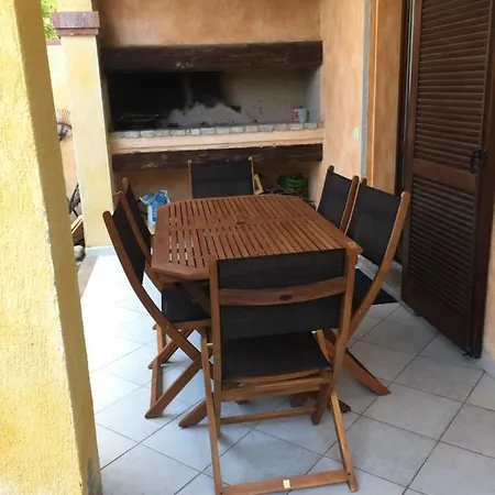 Casa Singola Ampio Giardino 度假居 维拉西米乌斯