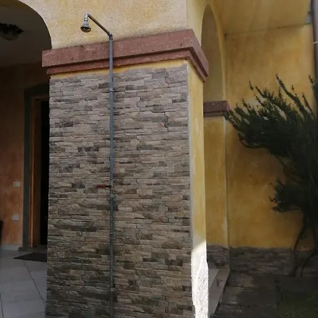 度假居 Casa Singola Ampio Giardino 维拉西米乌斯